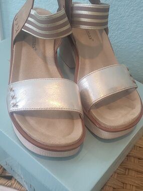 Pierre Dumas Metallic Champagne Wedge Sandals for Women